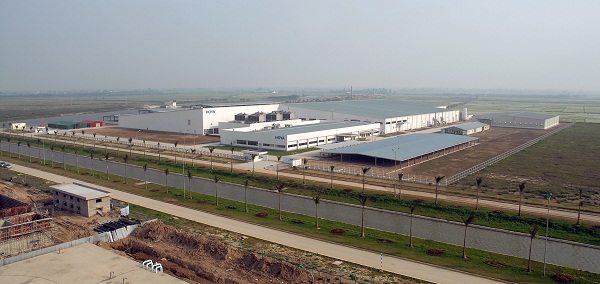 Zamil Steel Buildings Vietnam signed contract with Hoya Corporatation for their 2nd factory project in Vietnam